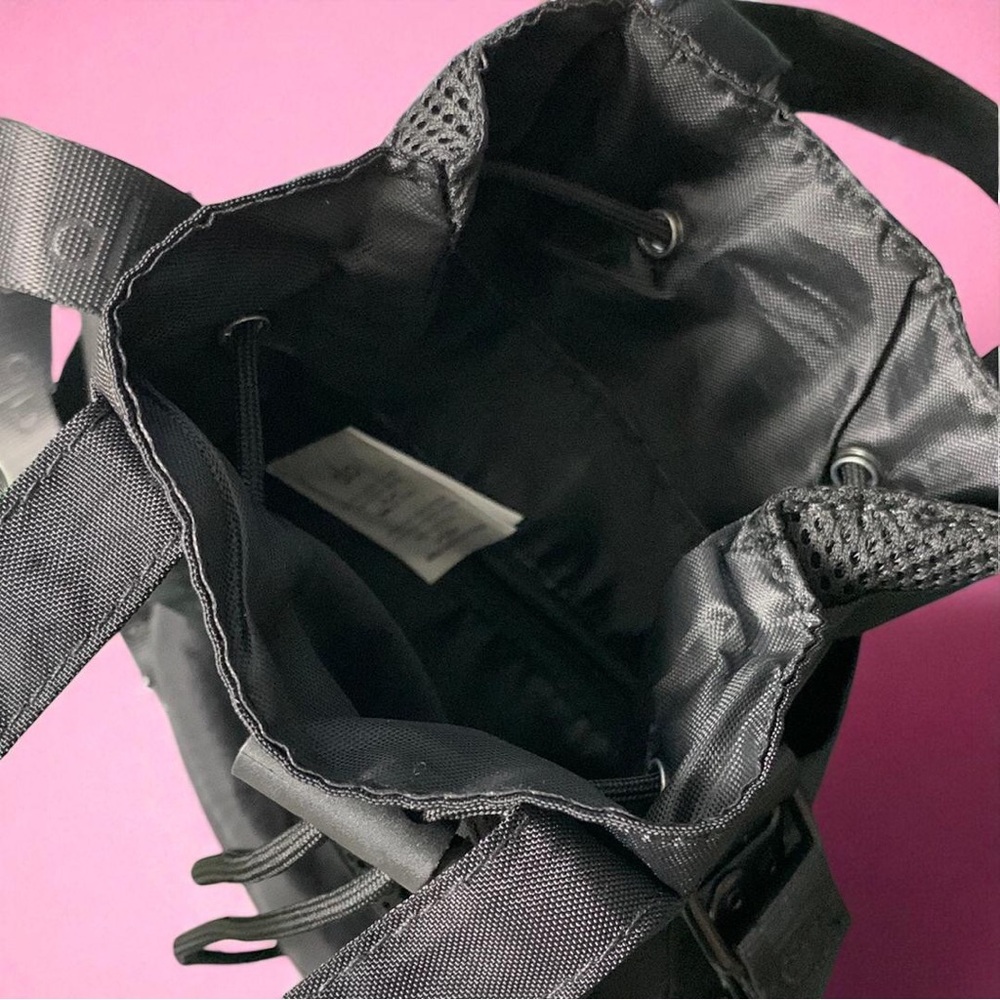 ALO Yoga Black Crossbody Bag - Picture 2 of 8